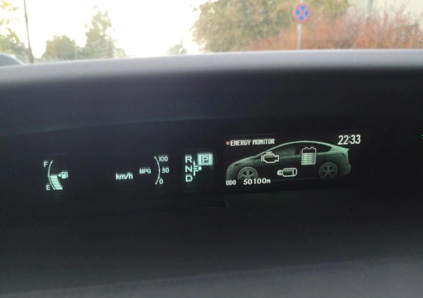 Toyota Prius cena 49900 przebieg: 96000, rok produkcji 2014 z Warszawa małe 106